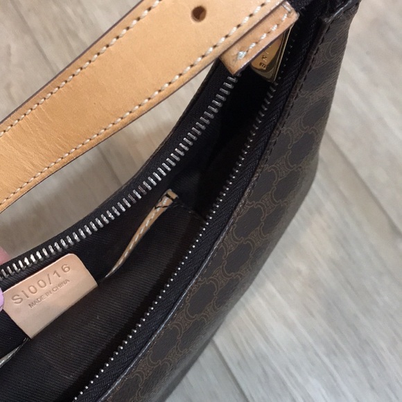 Celine - Picture 9 of 9